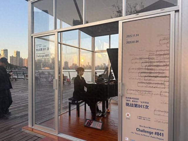 霓虹seo的故事（观察｜全球艺场在上海的持续接力）