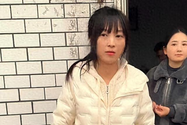 呆呆妹也没想到，杀猪宴收官才1天， 一家人就走上了大衣哥的老路