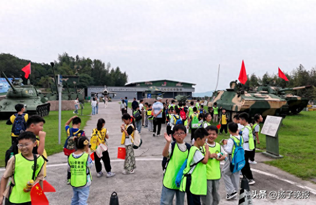 国庆中秋长假红色旅游热度攀升南京大金山国防园成爱国主义教育热门打卡地