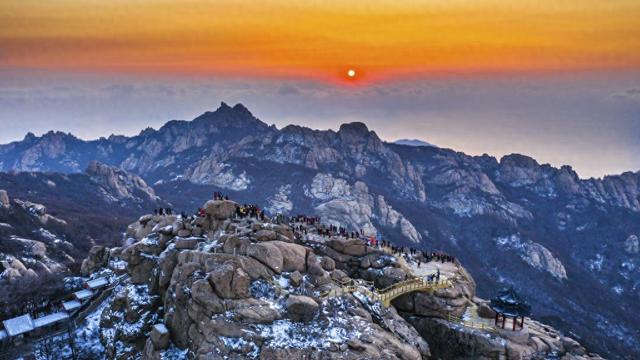 开局“十五五”奋斗正当时·青岛新担当｜开通海上新航线、山顶路网贯通……崂山风景区未来五年要推动景区贯通