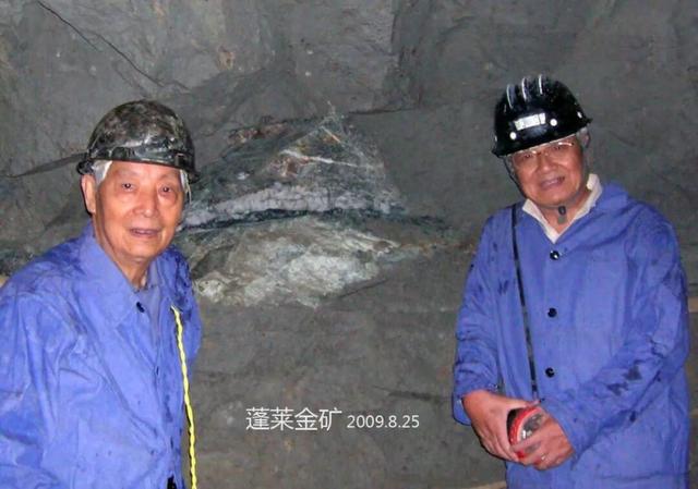 退休了，科研还能怎么做？这对挚友的航磁技术比加拿大早10年