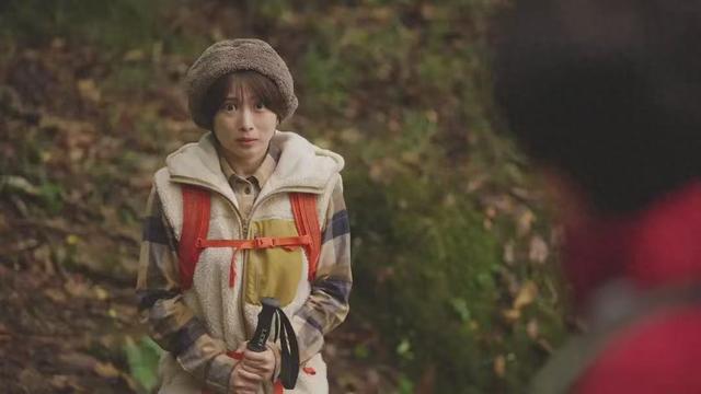 国庆女陪爬：不搞擦边，闷声发财