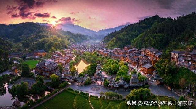 帐篷旅游带来乡村的生机