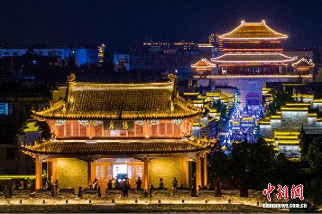（活力中国调研行）汉江潮涌看襄阳：千年古城高质量发展活力涌动