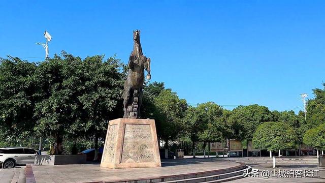 重庆商贸重镇，逢场天呈现人山人海盛景，民俗文化引央视专程拍摄