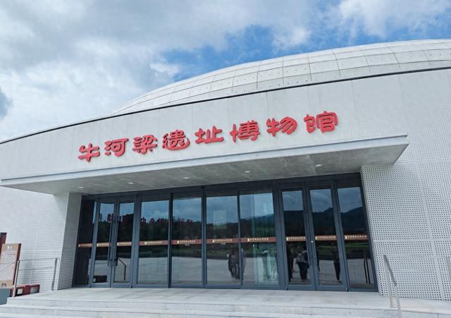 北京向北过承德 且停“凌源”且珍惜