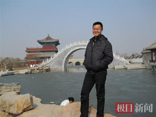 痛心！王波在武汉不幸去世，年仅43岁