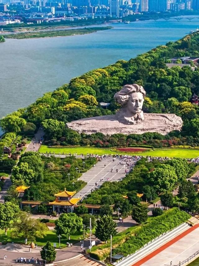 广州人逛了长沙和武汉，直言不讳：长沙和武汉人根本是两种活法！