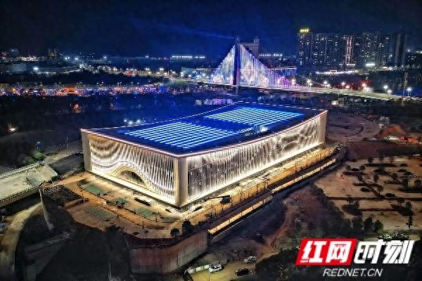 怀化大剧院惊艳亮相！建投三建多个旅发大会项目提前达到交付标准