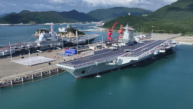 特朗普张口就来：中国拿着我们给的7220亿造军舰，养活了中国军队