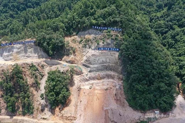 贵州在建最大水利工程宣威水库每天保持3500立方米的开挖强度