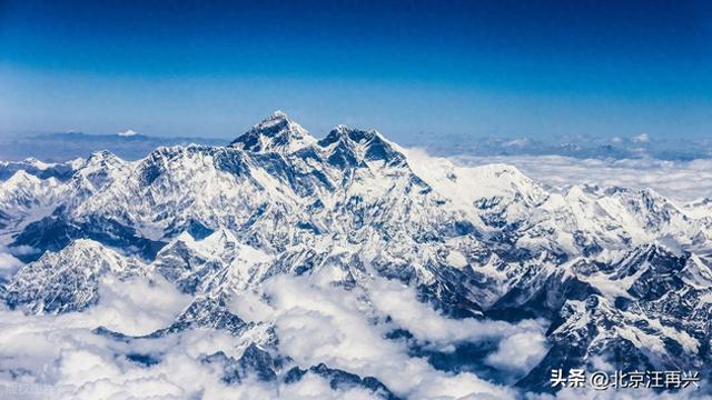 遥望珠峰，想，双十一割的是单身汪，那双十二又该轮到谁