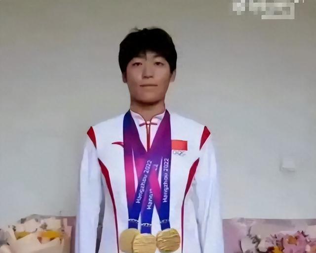 亚运三金得主王莉举报领导索要奖金，当年她曾将三枚金牌挂在领导脖子上致谢