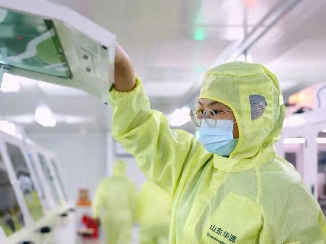 《哪吒重生》《捉妖记》……幕后英雄在潍坊，还开发了风靡全国的AI拍照机