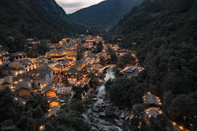 上饶旅游全攻略：从三清山到古村夜景的完美假期