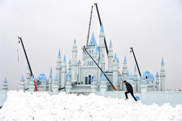极目看中国|当“蛋仔”跃入粉雪，吉林长春邀您共赴冰雪奇缘