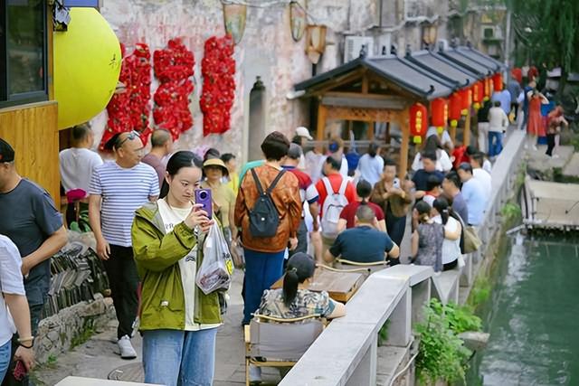 访古民居+划船+吃农家菜，咸宁刘家桥乡村游火爆