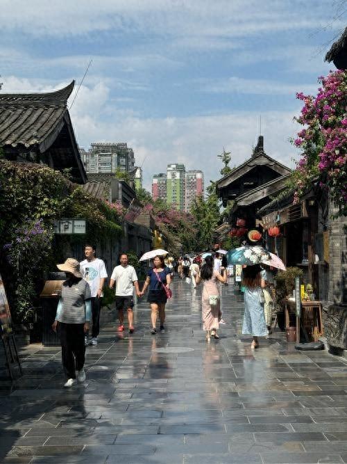 邂逅成都，沉醉天府
