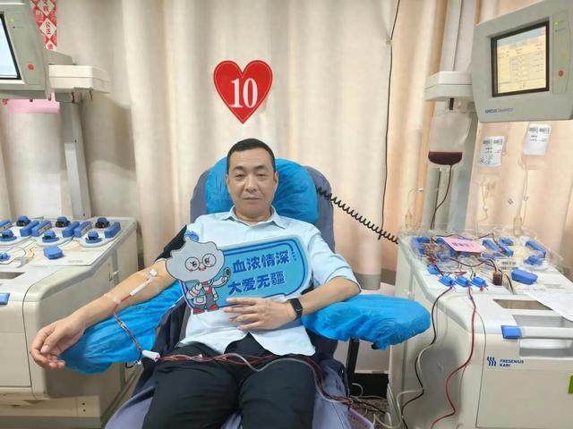 武汉男子坚持16年不熬夜不喝酒	，原因让人没想到……