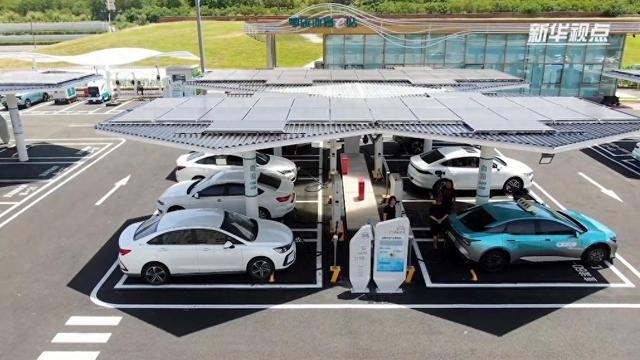 行僵尸优化版（服务费缺服务占位费没标准僵尸桩普遍存在汽车充电桩发展调查）