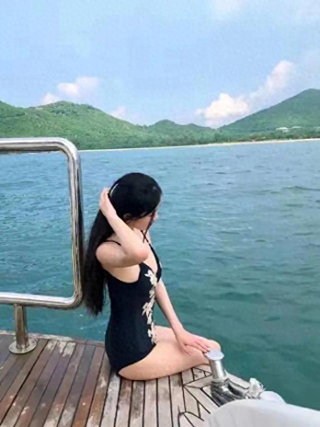 云南校花左梦圆生图流出，网友直呼：犹如人间仙女下凡啦！