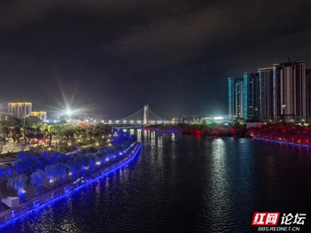 烟火气与古韵新颜交织，周末的怀化榆树湾热闹非凡！