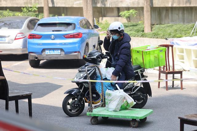 “配送慢”上热搜，外卖补贴战降温，配送压力反变大了？