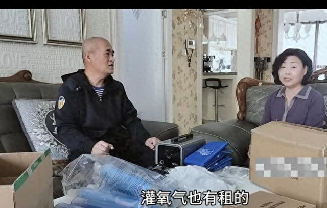 老两口，70岁的年纪，冒险进藏。