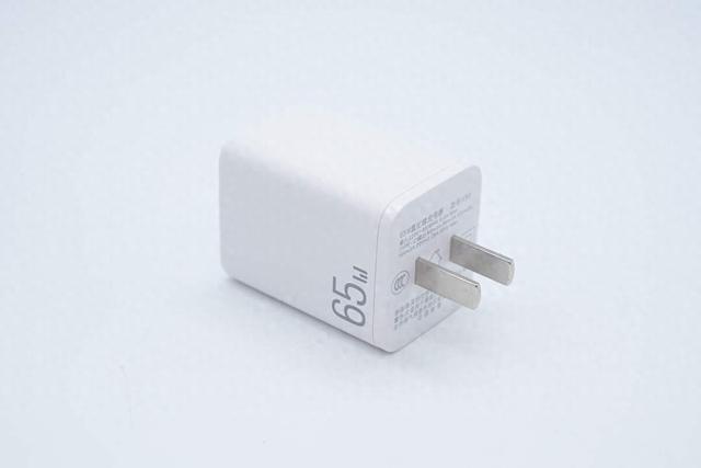 主流快充全兼容，超小体积，倍仕达65W氮化镓充电器拆解