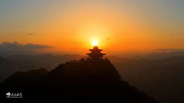 陇上仙境何处寻？秦州李子园——云海、森林与千年乡愁的清凉秘境
