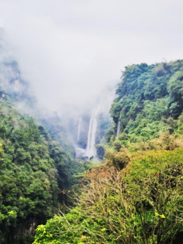 南行漫记：我见过地球上最美丽的一道疤痕，她叫马岭河峡谷