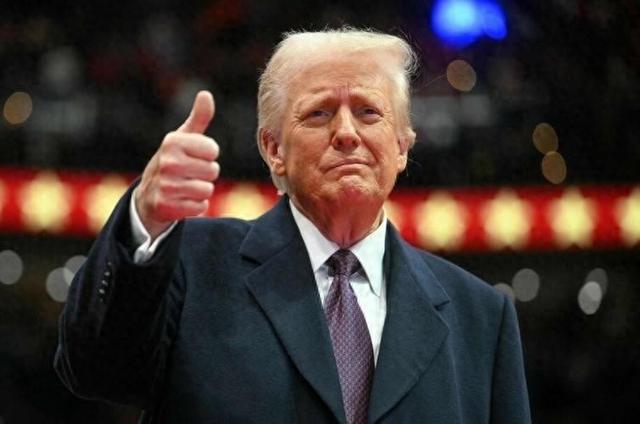 中美第三轮谈判定了？特朗普很清楚一件事：美国已落入下风，为了和中方谈妥不惜下“血本”