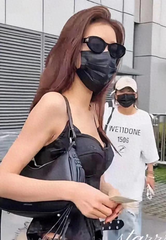张予曦瘦到直接空杯，画面让人不忍直视！