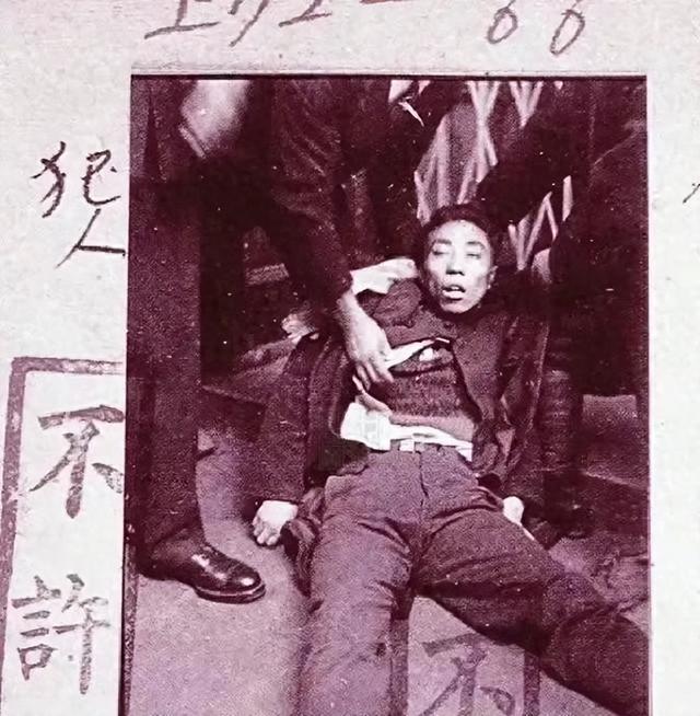 这是一张日军严禁公开的照片，被日本国内反战人士泄露出来！