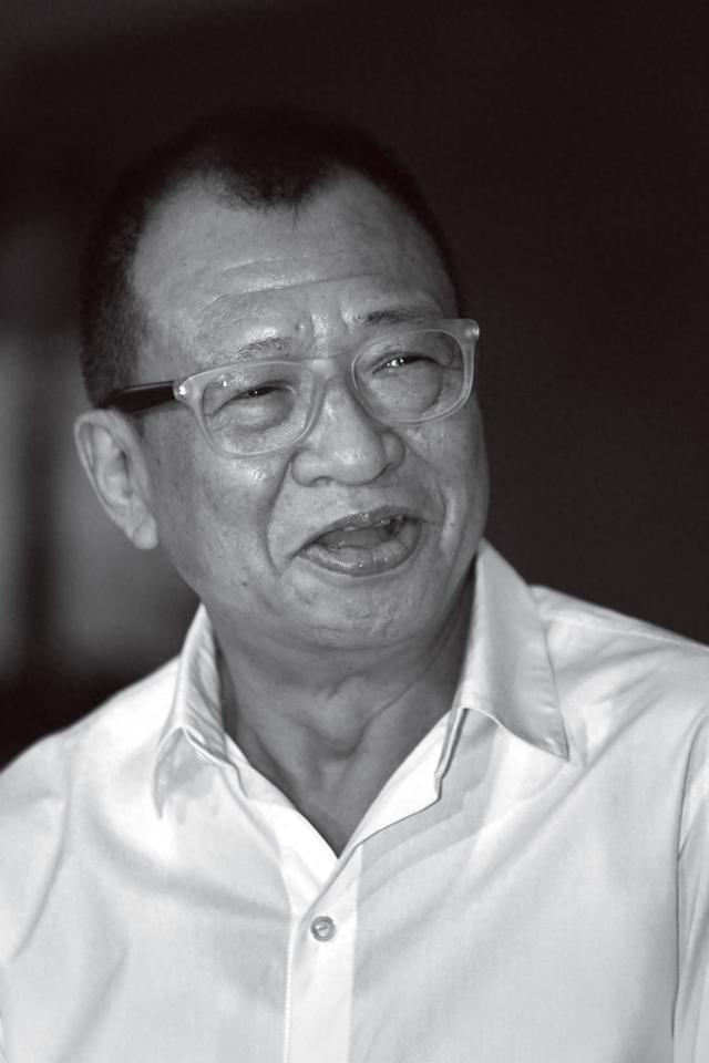 许绍雄去世：因为热爱，甘当绿叶