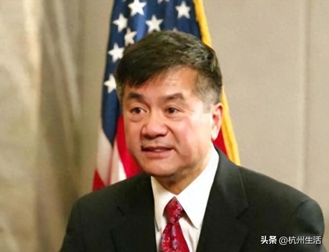 骆家辉：中国最好不要自主研发尖端芯片，因为美国不希望看到！