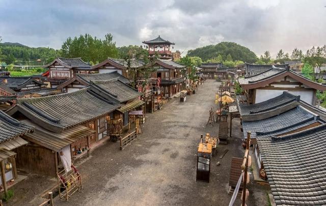 汶川有座冷门的5A级古镇,人少景美,不要门票,值得一去