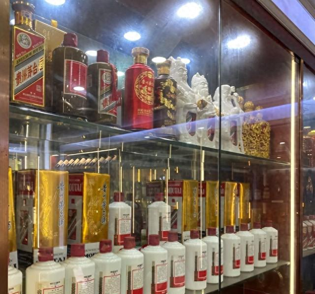 白酒能放多久？放20年还能喝？提醒大家：有3种酒时间越久越值钱