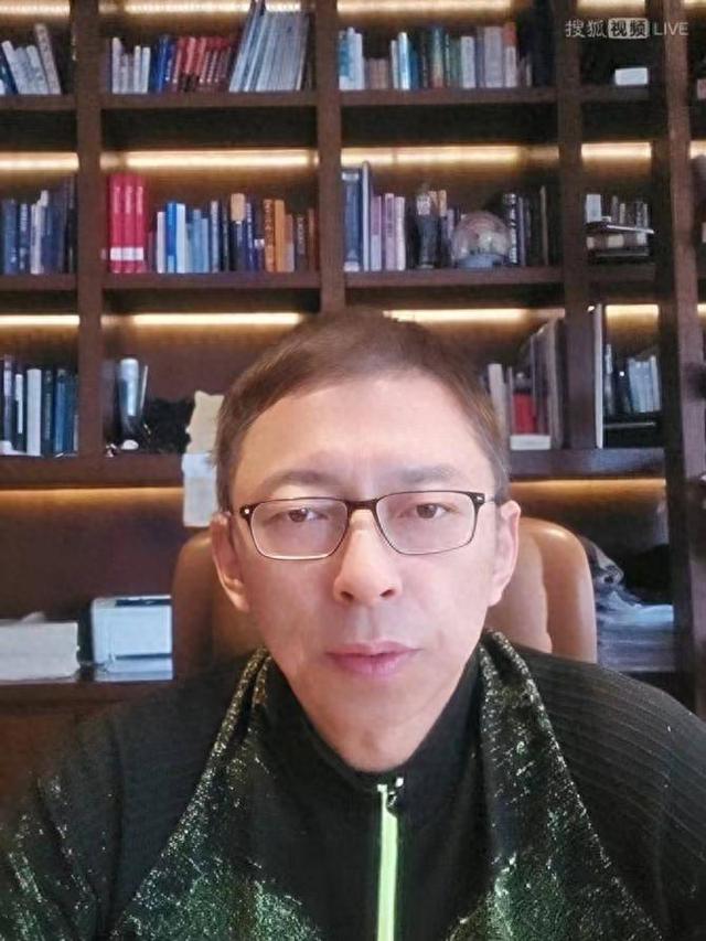 肯塔基州坠机事故引关注？“AI女神”李飞飞获女王工程奖？张朝阳解析国际风云与AI前沿