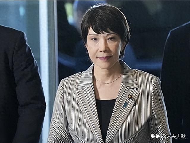 高市悬着的心还是死了，13天后将面临下台，日本突然“弃美投韩”