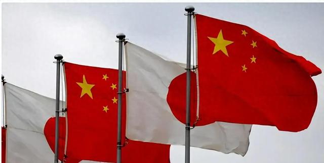 北京对日大改招，首轮制裁已出台，24小时内高市涉台措辞急变