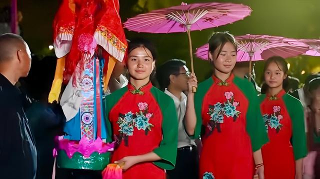 细雨“迎巧”
