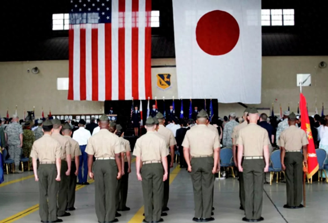 日本开始兵推“美军大撤退”	，高市想再撑3年，中方直接一锤定音
