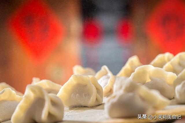 明日立冬吃饺子，白菜韭菜靠边站，首选这3样“吉祥馅	”	，正鲜美