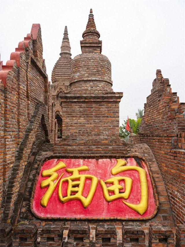 被位置耽误！云南这座21°C春日小城，三面与缅甸接壤，比版纳惬意