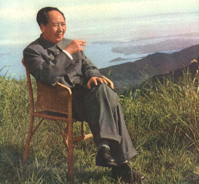 21兵团司令降为军长，55年又被拟授少将，毛主席大怒：少将改上将