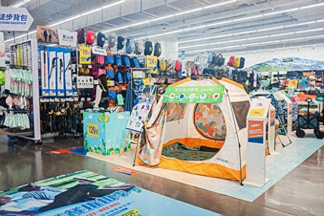 别再乱买户外装备了，年轻人都这么玩