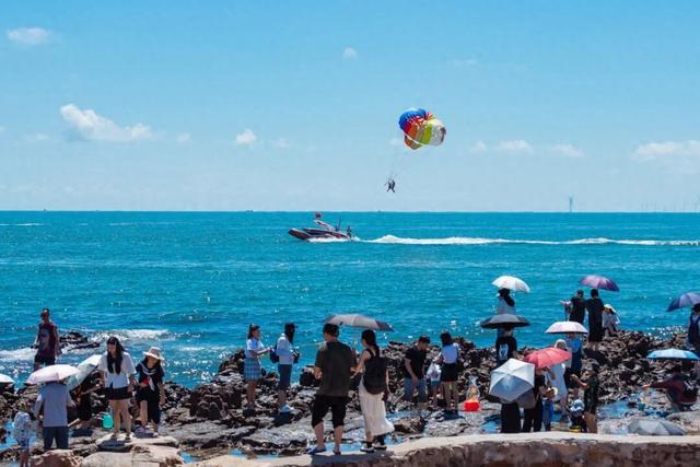【暖冬遇见防城港】星光篝火 元旦烟花｜白沙湾潮玩露营嘉年华邀你跨年！