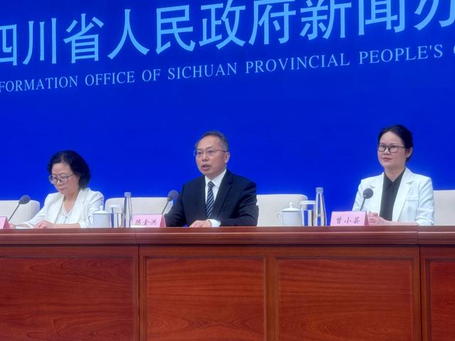 盐龙灯辉映，自贡文旅动能强劲丨万千气象看四川・自贡⑥