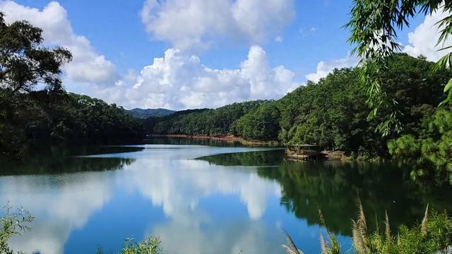 旅居思茅 | 秋日梅子湖 偷得浮生一日 邂逅比天空更透亮的诗境
